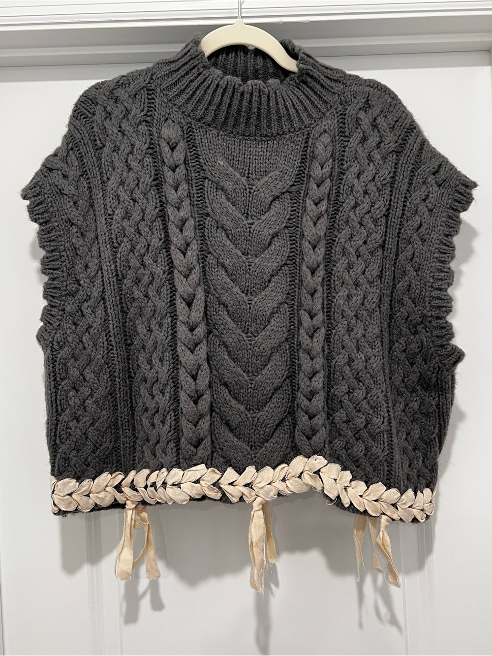 Zara Charcoal Cable Knit Artisan Sweater Vest Fringe Boho Cottagecore SZ Medium - Picture 3 of 15